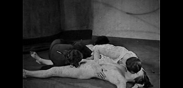  Vintage Porn from the 1930s - Girl-Girl-Guy Threesome